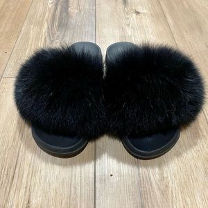Black Poof Slides
